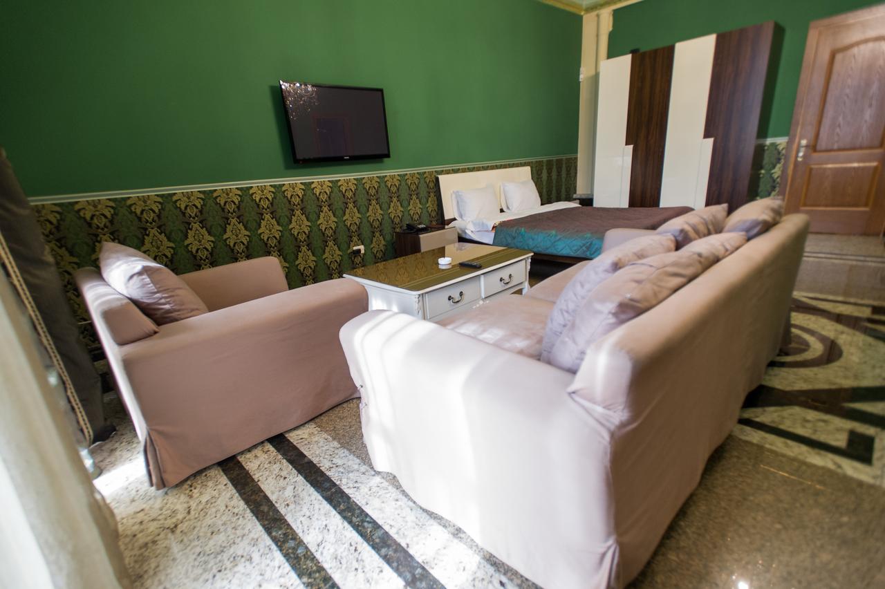 Hotel Amber Batumi Eksteriør billede