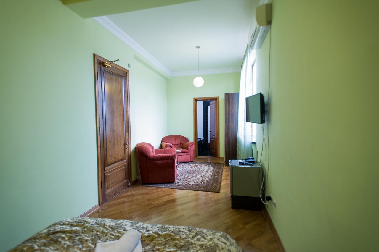 Hotel Amber Batumi Eksteriør billede